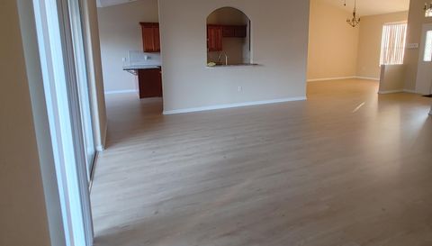 5398 Oxford Manor Cir