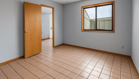 1053 Cromwell Avenue