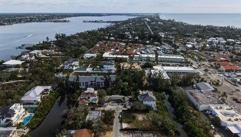 6550 Sabal Drive Sarasota