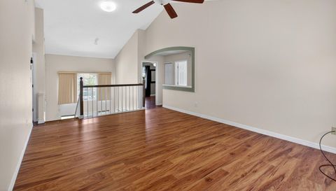 2727 RUNNING SPRINGS LOOP