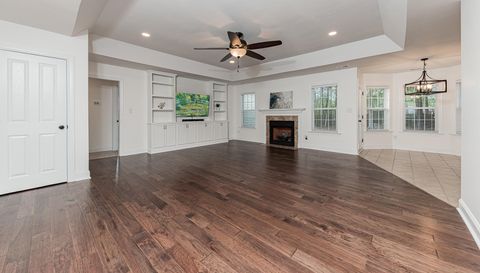 113 Sparkling Brook Way