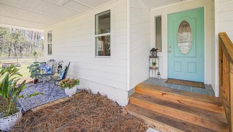 6611 Crooked Creek