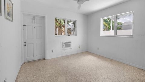 1739 SIESTA DRIVE