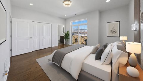 3234 N CENTRAL Avenue