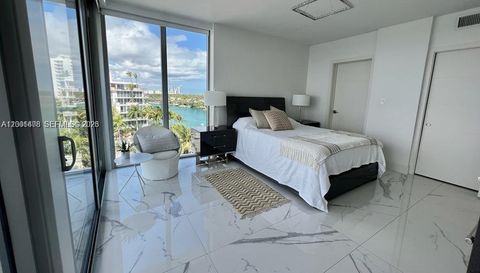 9521 E Bay Harbor Dr