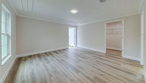 157 S LAKEVIEW DRIVE