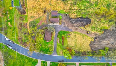 2533 Snelling Curve