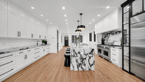 3434 W Palmer Street