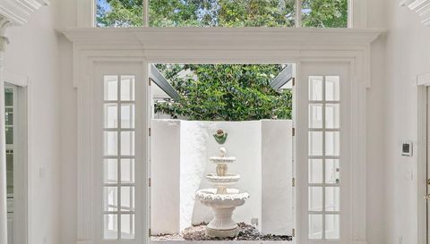 9017 GREAT HERON CIRCLE