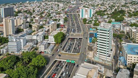 207 Calle Del Parque