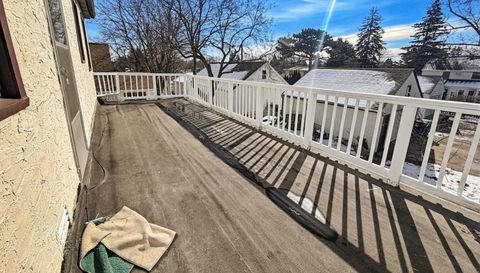 742 Nebraska Avenue E