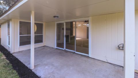 2807 Custer Dr