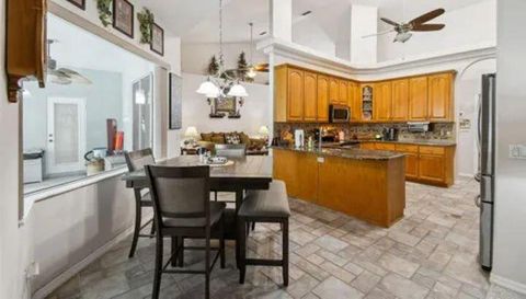 1900 Griff Wood Ct