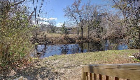 6611 Crooked Creek
