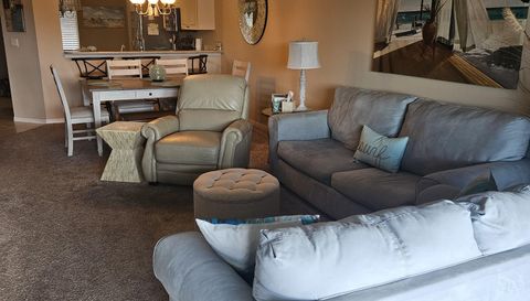 915 New Waterford Dr