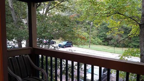 5516 Mountain Springs Cir