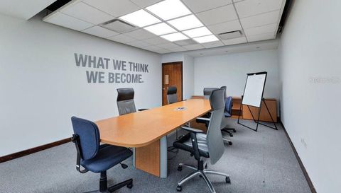 207 Calle Del Parque