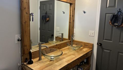 226 N Orchard Farms Ave