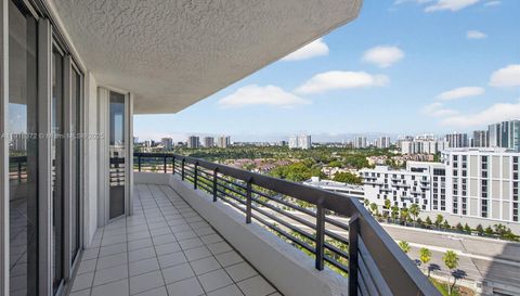 3500 Mystic Pointe Dr