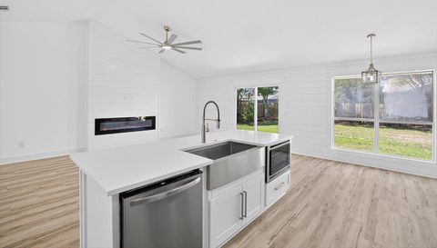 4084 Drifting Sand Trail