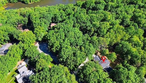 8 Overlook Ct
