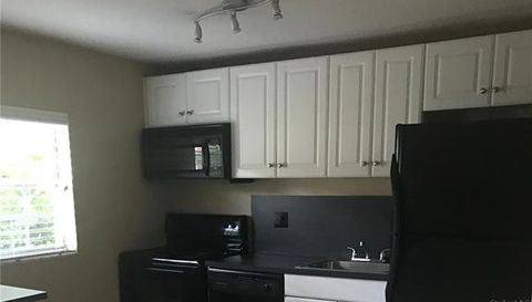 1531 CATHERINE STREET