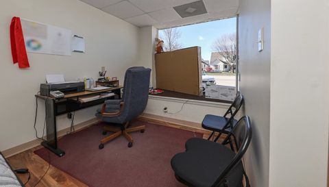 275 S BROADWAY Street