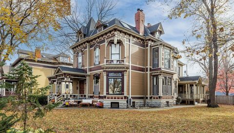 422 Laurel Avenue