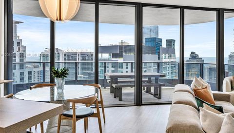 1000 Brickell Plz