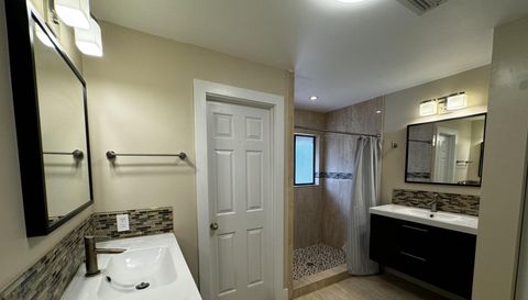 5520 Coach House Cir