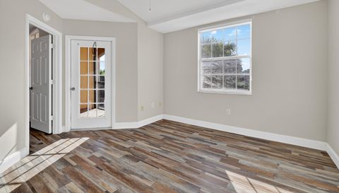 8735 River Homes Lane