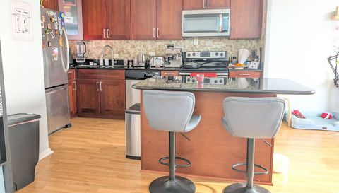 3900 N Lake Shore Drive