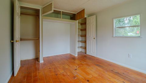 2778 N Rutgers Terrace