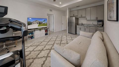 11043 Tamarack Pl