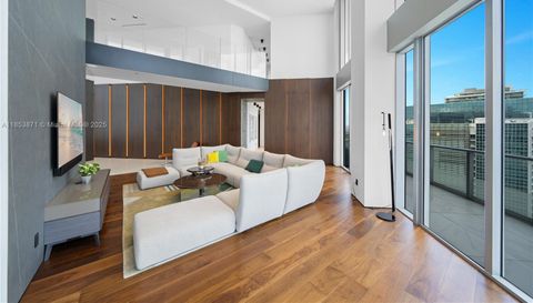 1300 Brickell Bay Dr