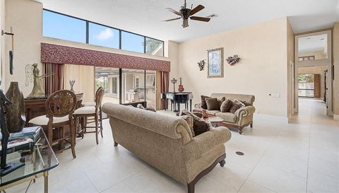 445 Bayshore