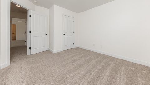 113 Sparkling Brook Way