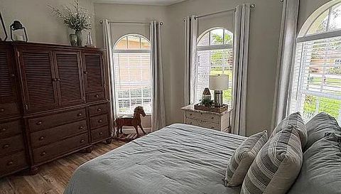 9026 Pumpkin Ridge Rd