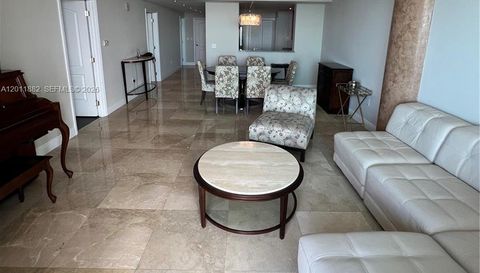 2101 Brickell Ave