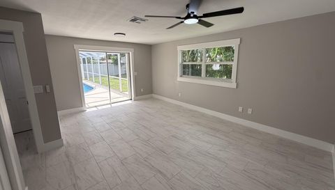 2122 SE 13th Terrace