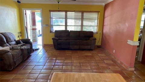 516 Ne 28th Dr
