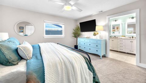 1015 SPINDLE PALM WAY