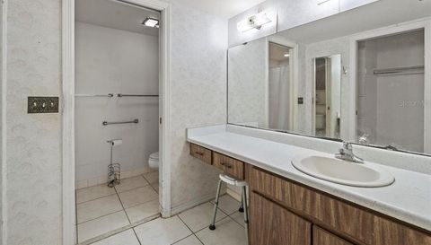 10408 BUTIA