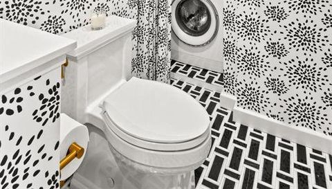 455 Australian Avenue