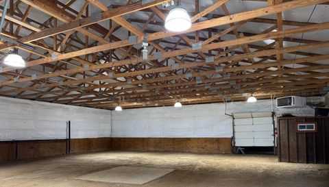 2454 221st Avenue NE