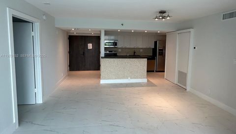 3411 Indian Creek Dr