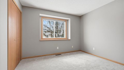 11462 Elmwood Avenue N