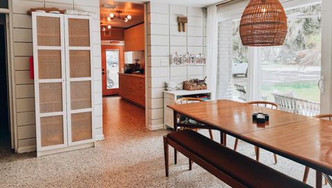46 Palm Dr