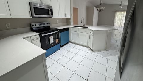 1316 Majesty Terrace