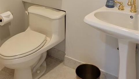 2339 HARBOUR OAKS DRIVE